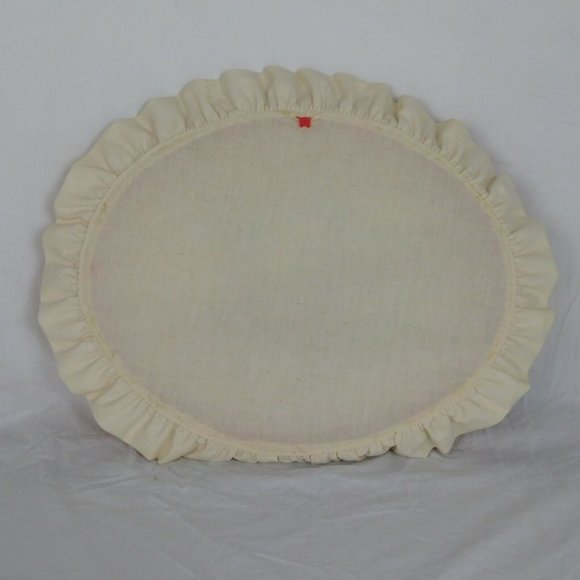 Embroidery Hoop Art Wall Hanging Deer Winter Tree Berries Snow Red Oval Flowers - Picture 7 of 7